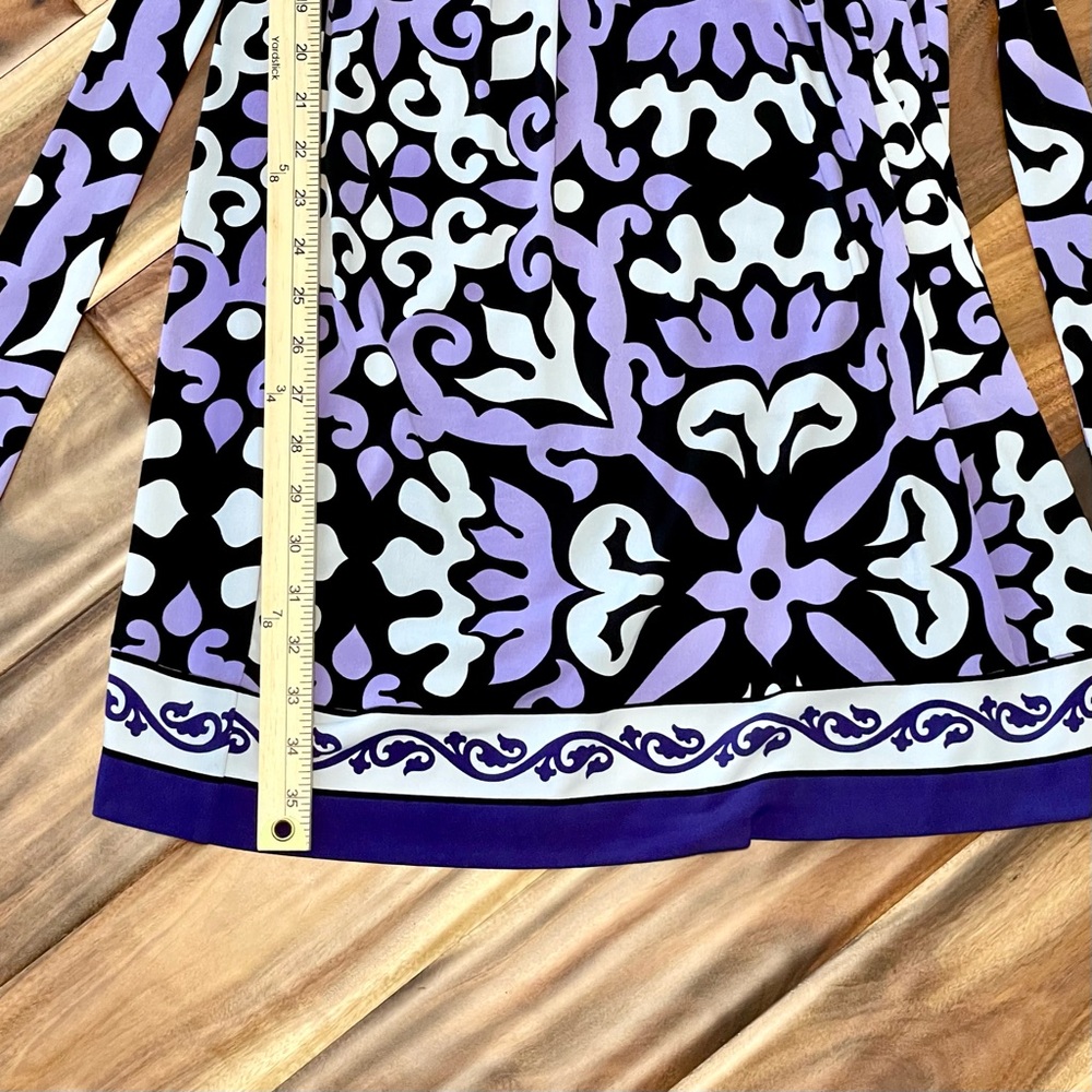 Nicole Miller Size 8 Faux Wrap Dress Scroll Design V Neck Purple Black Stretch - Picture 7 of 10
